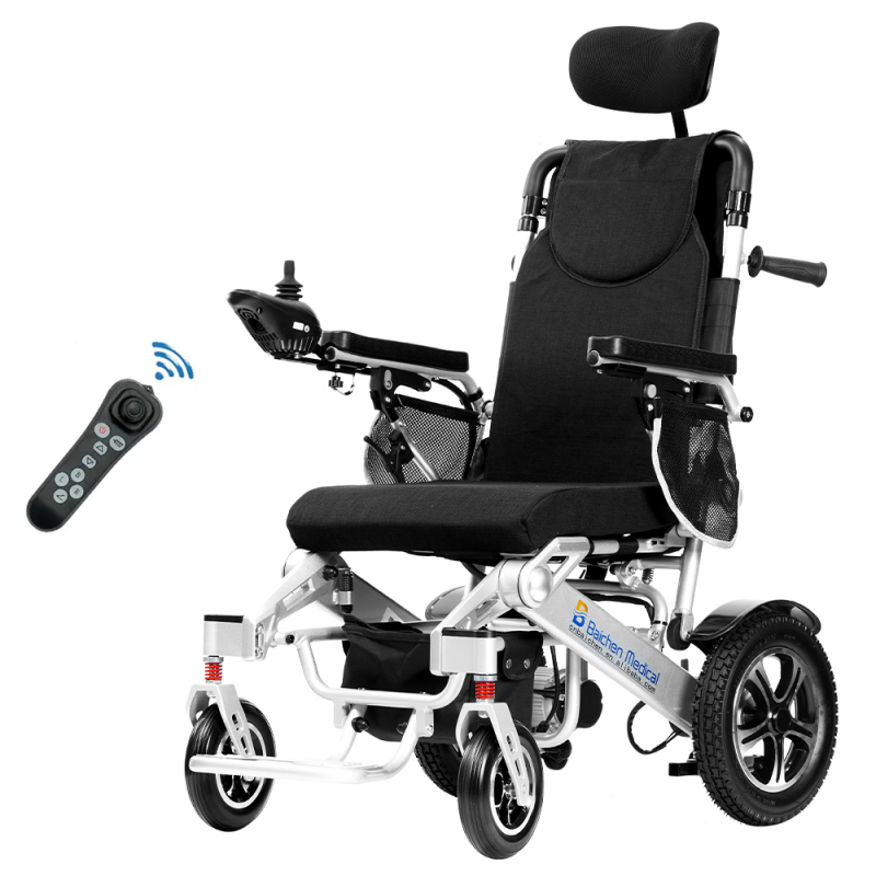 Quelles commodités un fauteuil roulant électrique pliable peut-il apporter aux personnes handicapées (4)
