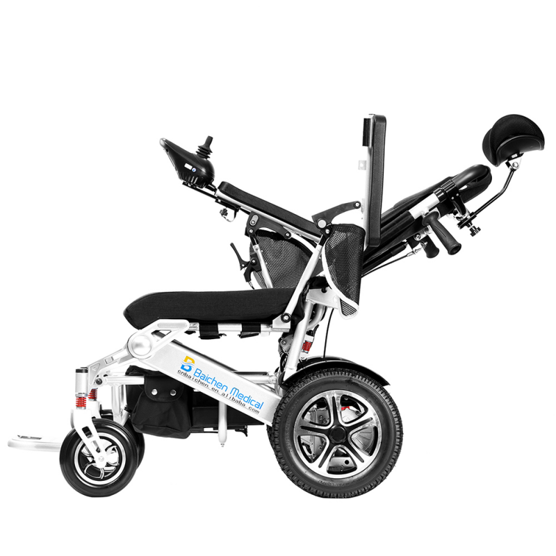 Quelles commodités un fauteuil roulant électrique pliable peut-il apporter aux personnes handicapées (5)